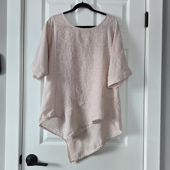 Lungo L'Arno Tops - Size Large Lungo L'Arno Pink Linen Embroidered Top. Made In Italy